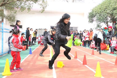 迪斯尼迎宾园举办“健康快乐迎新年”亲子活动