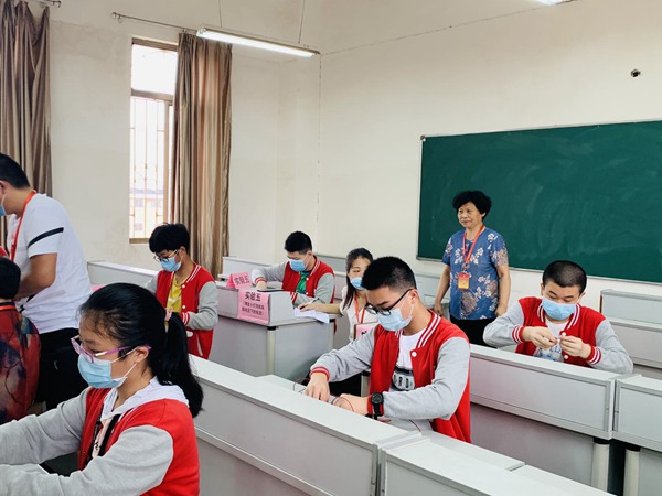 象湖1_副本.jpg 象湖1_副本.jpg