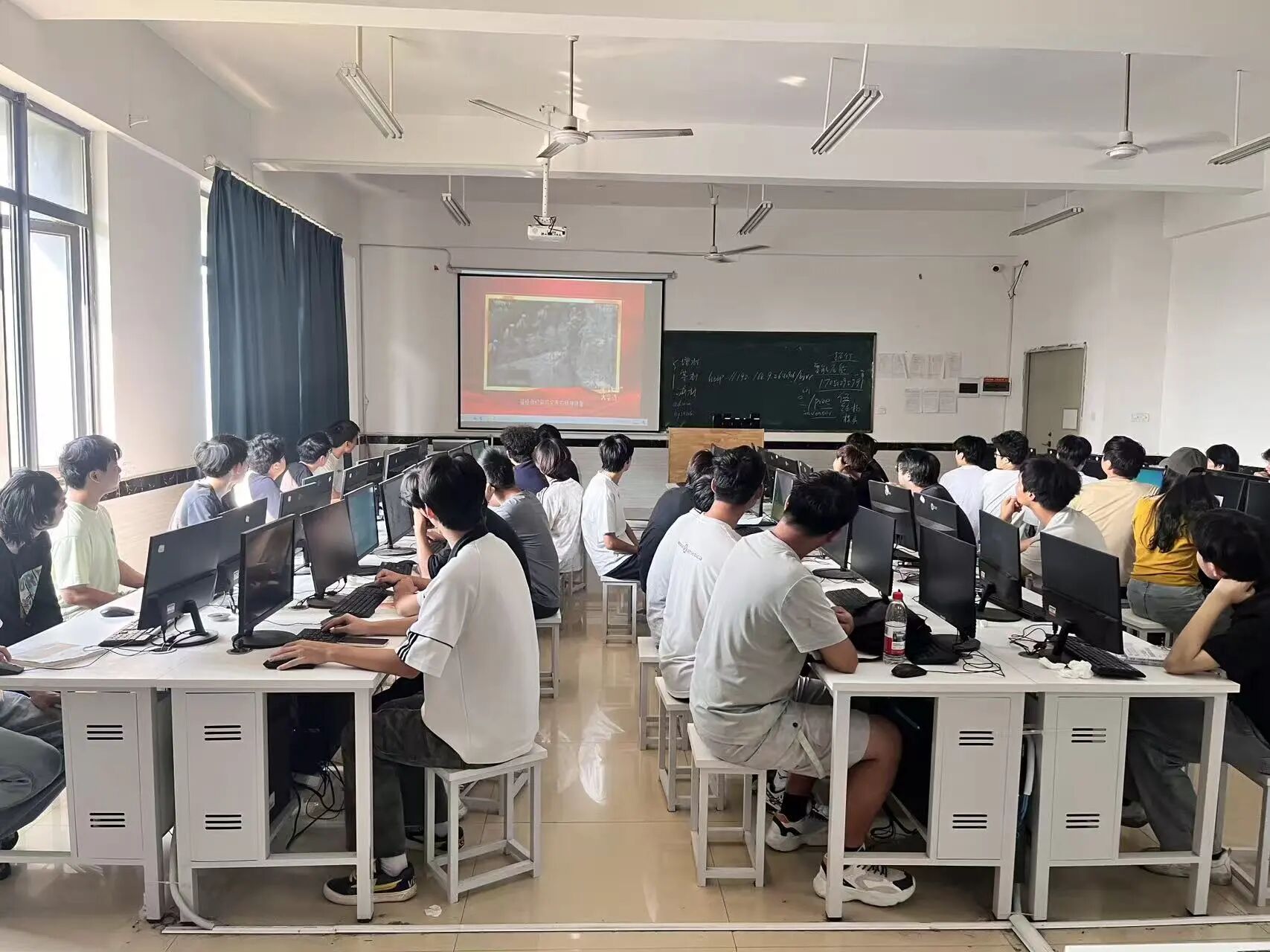 微信图片_2026-09-17_094937_915.jpg